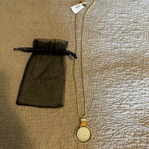 White House black market gold necklace